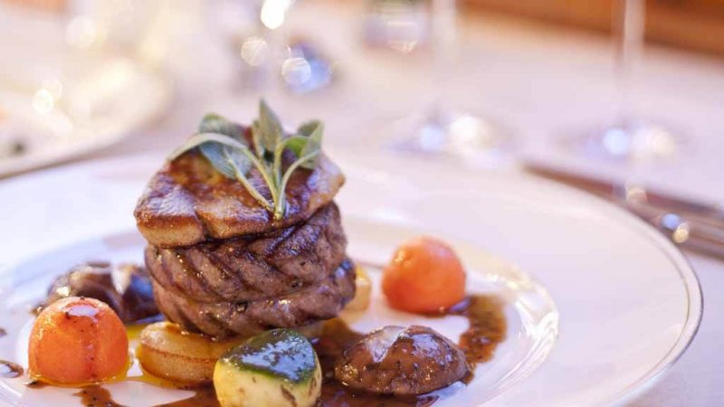 ラグ　ディナー